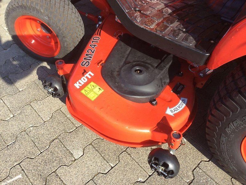 Kioti CS 2510 H und SM 2410