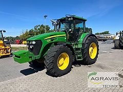 John Deere 7830