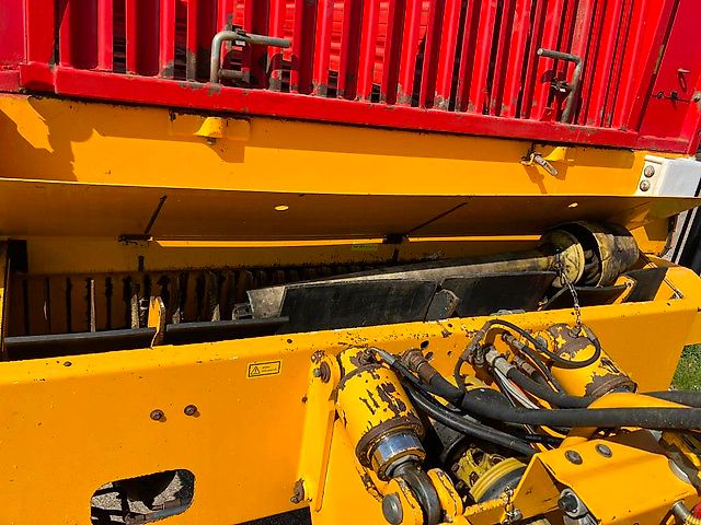 Schuitemaker Rapide 155 S met afdekking