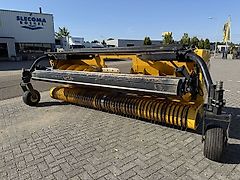 New Holland 380FP Gras Pickup