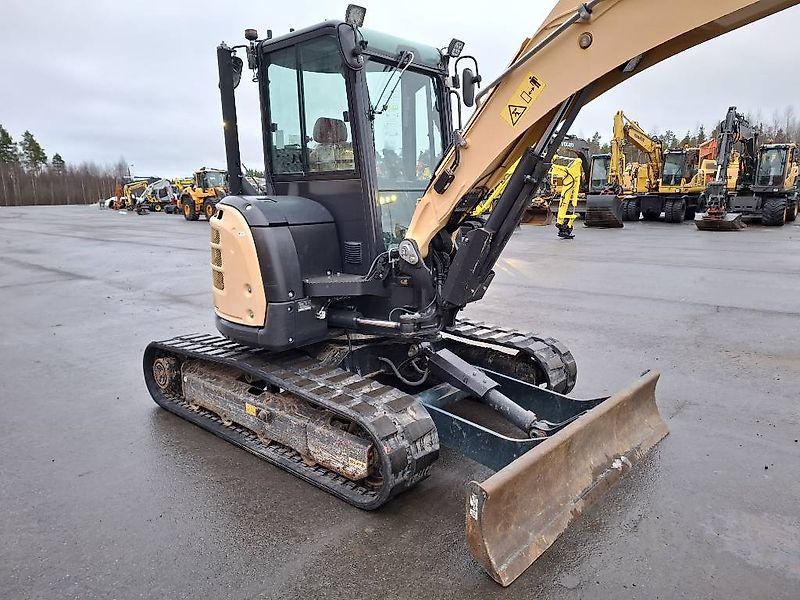 Yanmar Vio 57-U / Engcon, kauha, Rasvari,