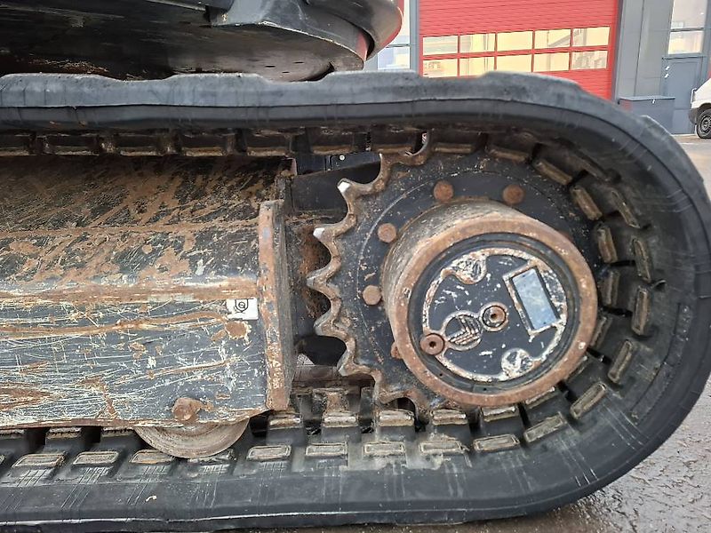 Yanmar Vio 57-U / Engcon, kauha, Rasvari,