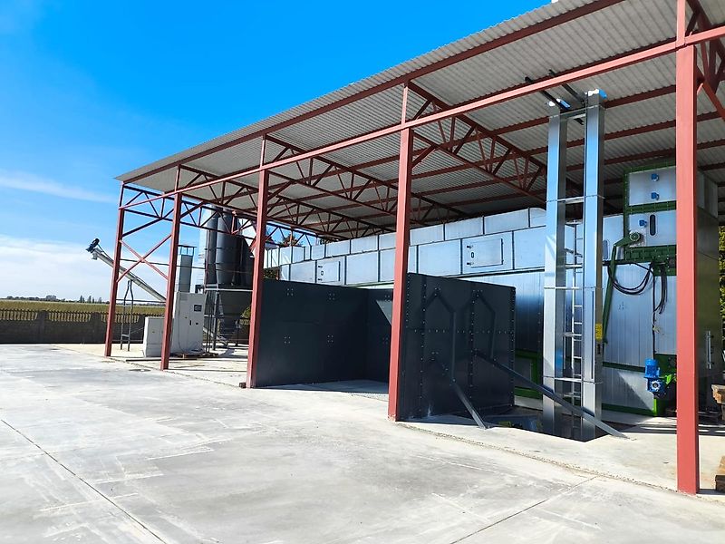 Metal Mania Suszarnia SP do suszenia, kukurydzy, zbóż, nasion - Průmyslová sušárna na kukuřici, obilí a semena - Industrietrockner für Mais, Getreide und Saatgut