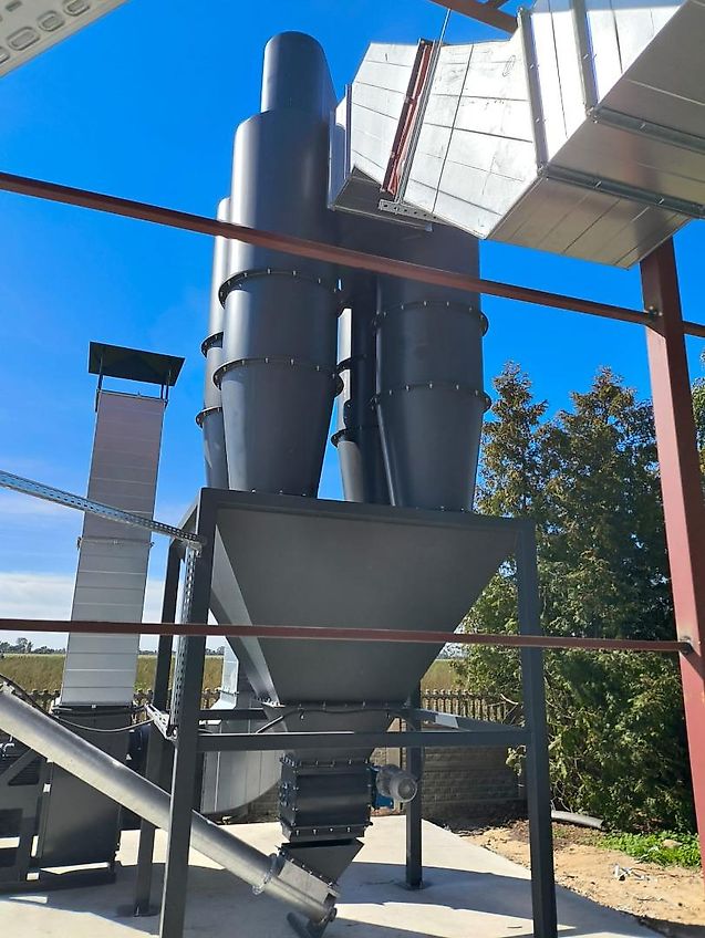 Metal Mania Suszarnia SP do suszenia, kukurydzy, zbóż, nasion - Průmyslová sušárna na kukuřici, obilí a semena - Industrietrockner für Mais, Getreide und Saatgut