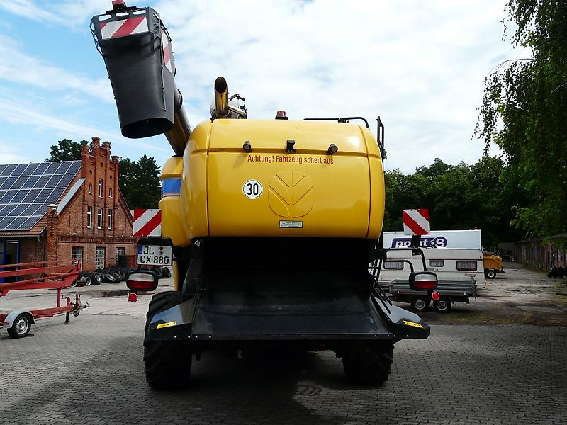 New Holland CX 8.80 mit SW Varifeed 8.53m u SWW