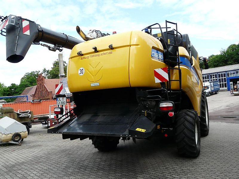 New Holland CX 8.80 mit SW Varifeed 8.53m u SWW