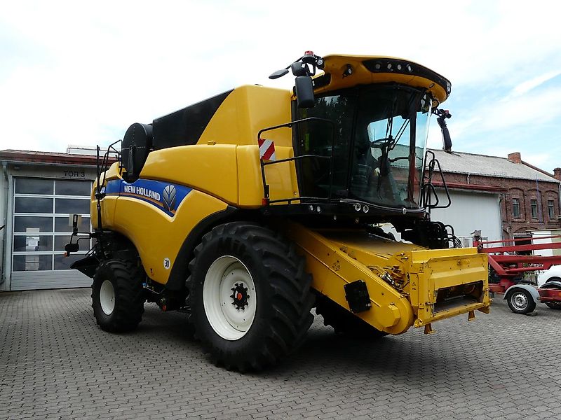 New Holland CX 8.80 mit SW Varifeed 8.53m u SWW