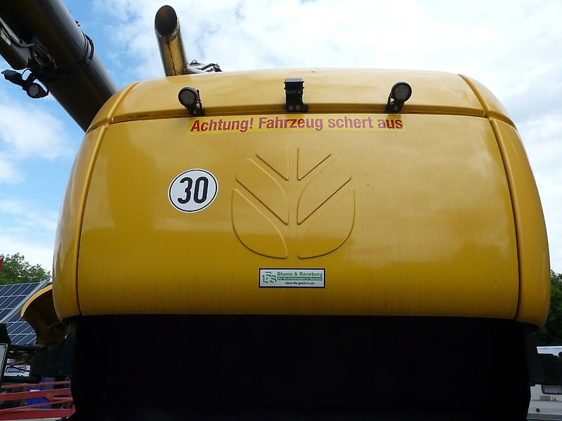 New Holland CX 8.80 mit SW Varifeed 8.53m u SWW