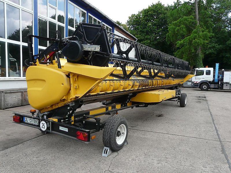 New Holland CX 8.80 mit SW Varifeed 8.53m u SWW