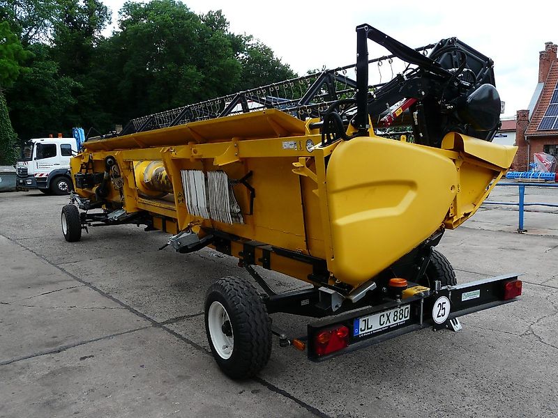 New Holland CX 8.80 mit SW Varifeed 8.53m u SWW