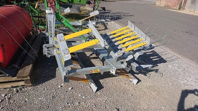 Joskin Wiesenstriegel EB360 R4S2