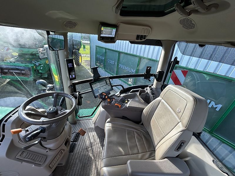 John Deere 6R 250 **MIETRÜCKLÄUFER**