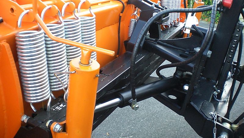 Pronar Schnee- und Planierschild PU 2600