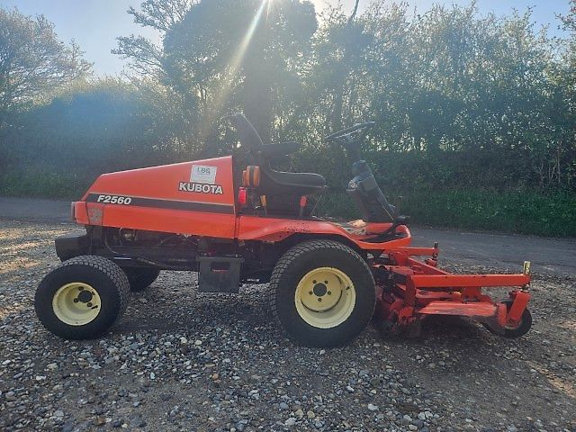 Kubota F2560 Ride On Mower