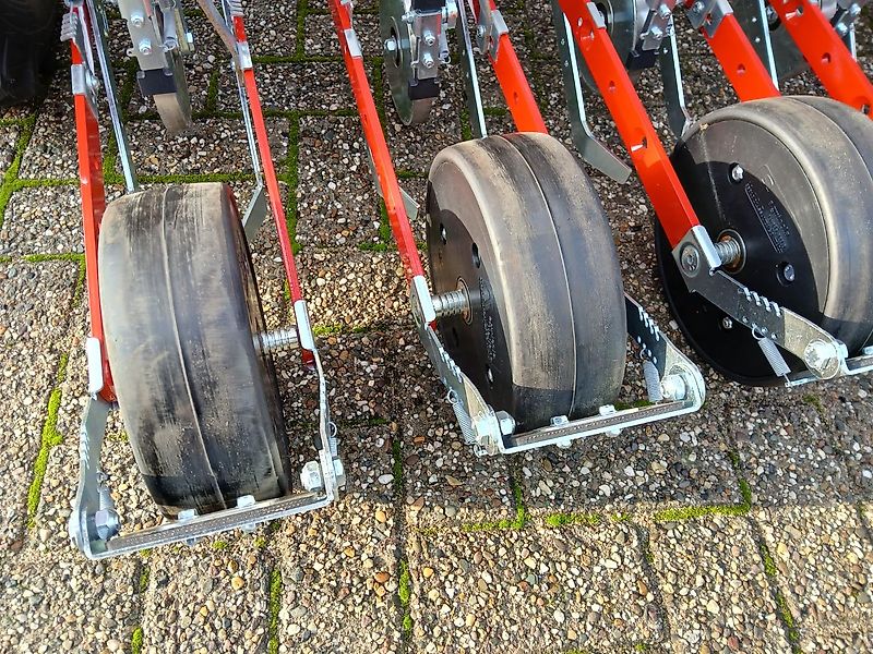 Agricola Italiana Uienzaaimachine groentenzaaimachine