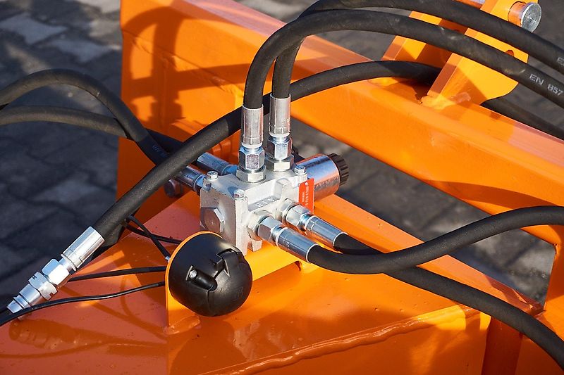 Top-Agro Schneeschild Schneepflug VARIO Serie PRO 2,7m SHP-SV27 ROBUST WINTERAKTION