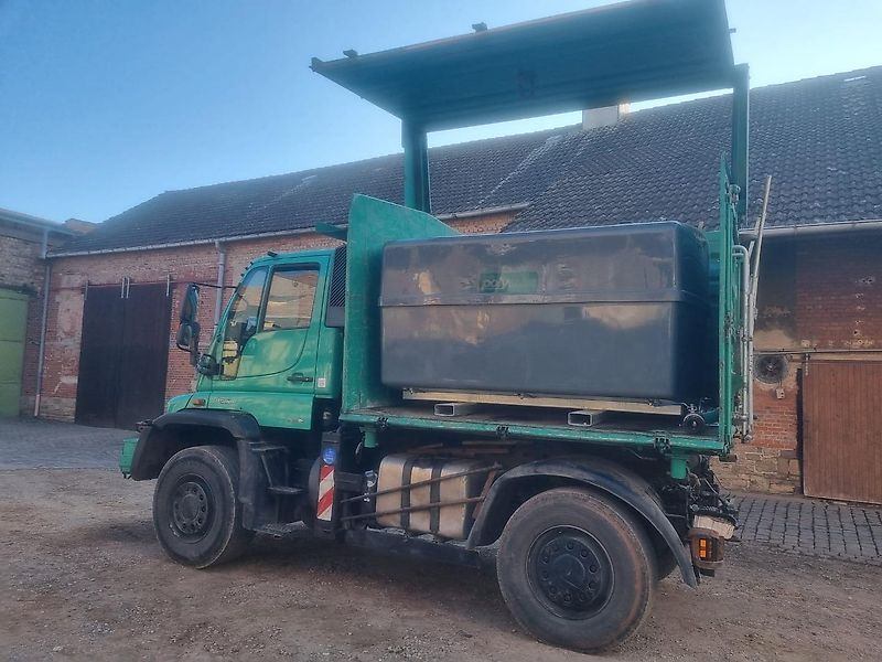 polyGLAS 8000 ltr Koffertank