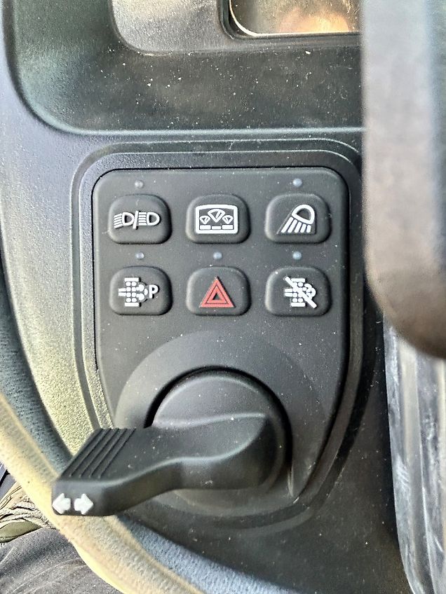 John Deere 2038R Kab