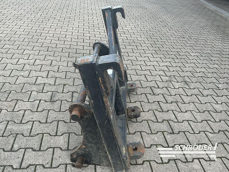 Bressel und Lade MERLO ZM 3 / CLAAS ADAPTERRAHMEN