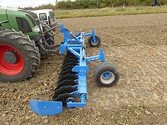 Bremer Frontscheibenegge Discrunner F 600 H - das richtige Frontgerät macht den Unterschied