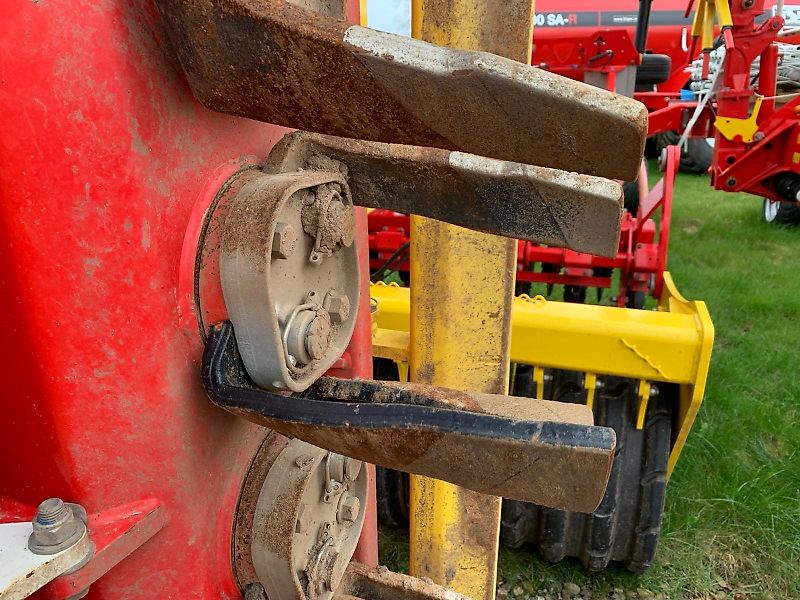 Pöttinger EX DEMO Pottinger Aerosem VT5000 For Sale