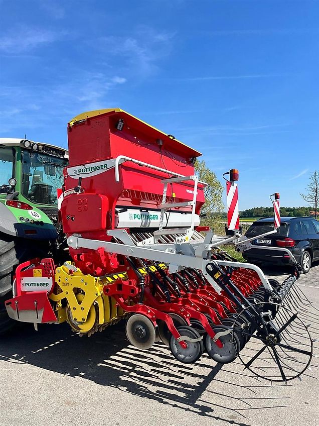 Pöttinger Vitasem 302 ADD + Pöttinger Lion 303.12 WG, Kombi