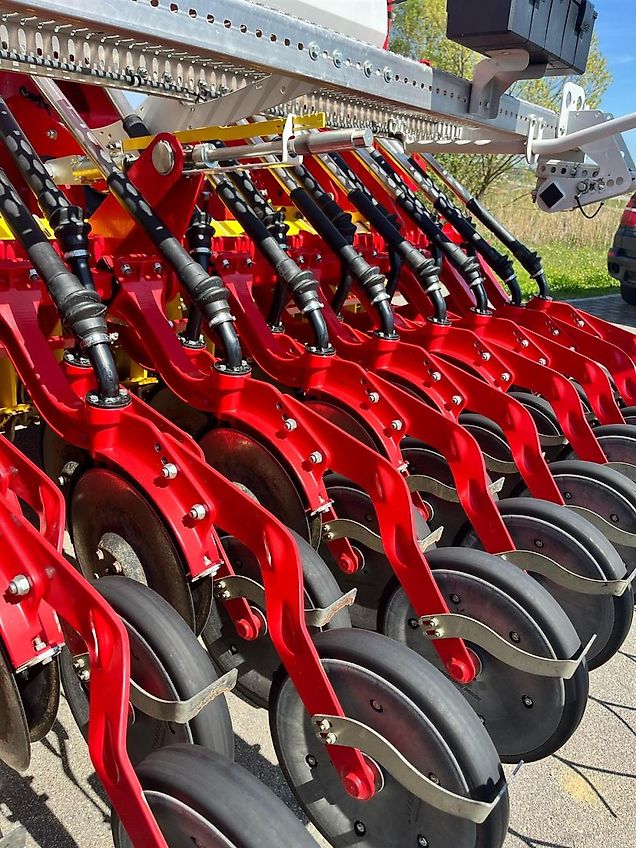 Pöttinger Vitasem 302 ADD + Pöttinger Lion 303.12 WG, Kombi