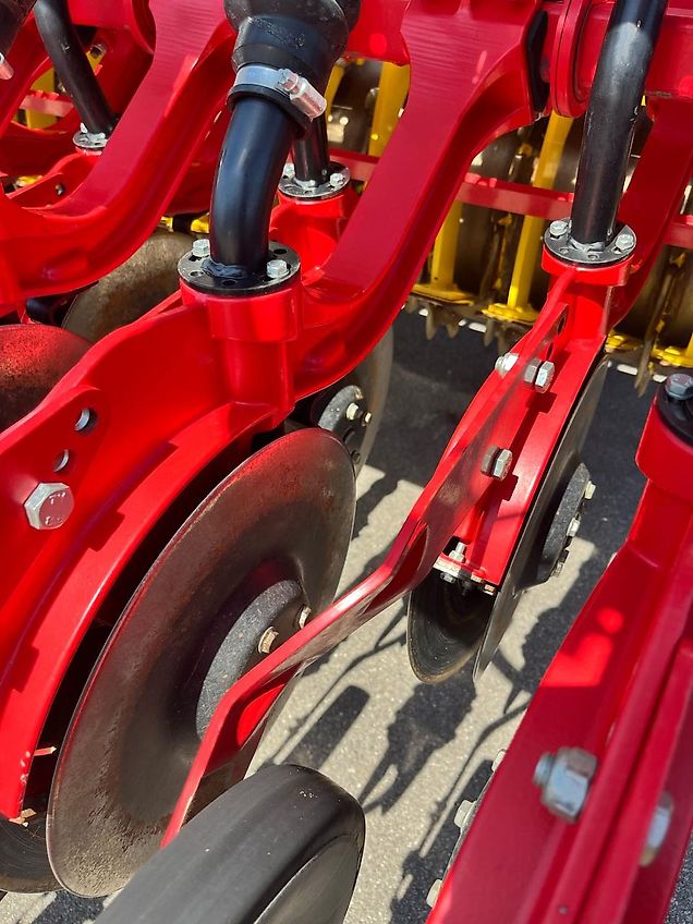 Pöttinger Vitasem 302 ADD + Pöttinger Lion 303.12 WG, Kombi