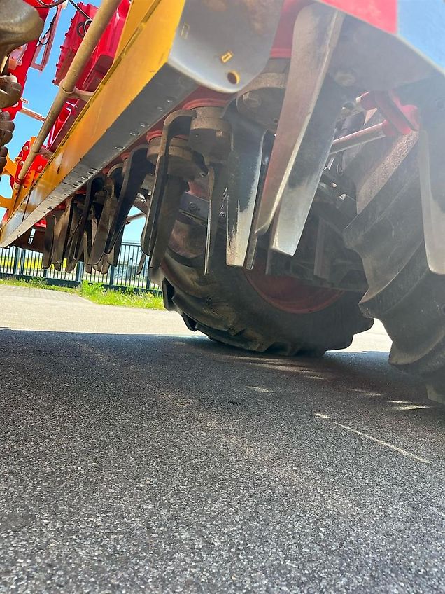 Pöttinger Vitasem 302 ADD + Pöttinger Lion 303.12 WG, Kombi