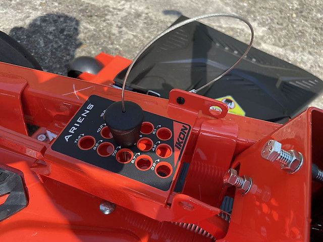 Ariens Ikon 52 Kawasaki