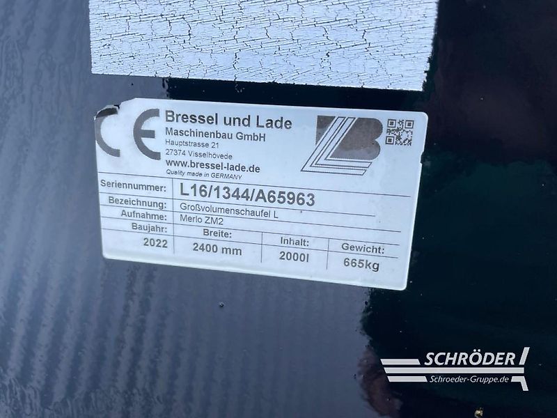 Bressel und Lade GROßVOLUMENSCHAUFEL 2,40 M MERLO ZM2