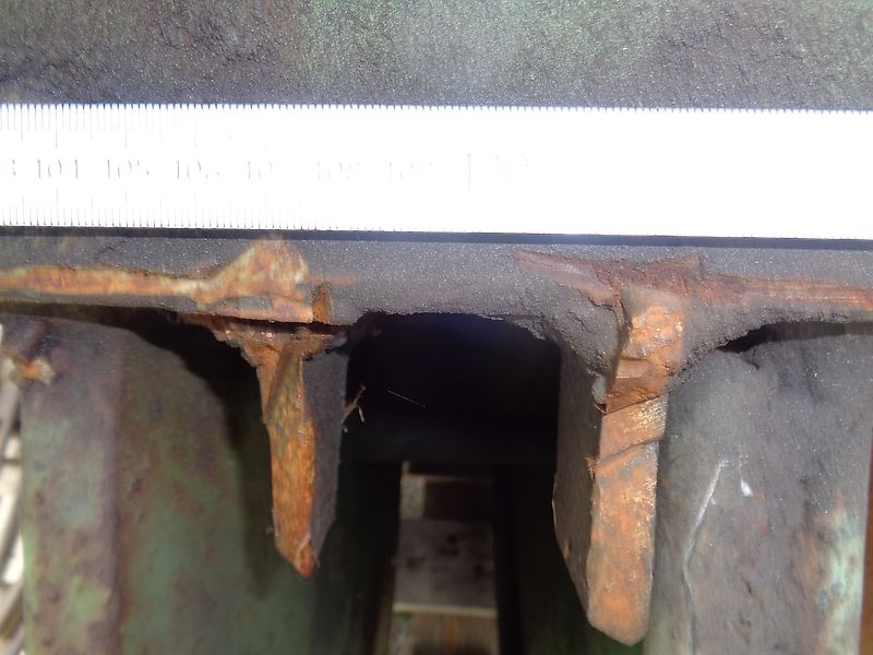 Bressel und Lade Kartoffelkorb 1800mm mit Rundbüge Die Körbe ermöglichen das Aufnehmen von Kartoffeln bzw. Rüben. Durch den angehobenen Korbboden können Steine und Verschmutzungen hindurch fallen.lRübengabel 180cm mit 25mm Siebweite Rübenforke Kartoffelgabel Karofellforke