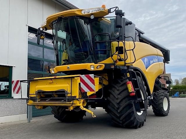 New Holland CX8040 Varifeed