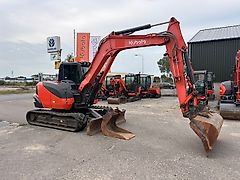 Kubota KX80-4