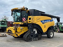 New Holland New Holland CR 8080
