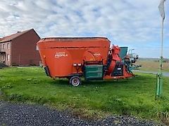 Kuhn Typ 2070