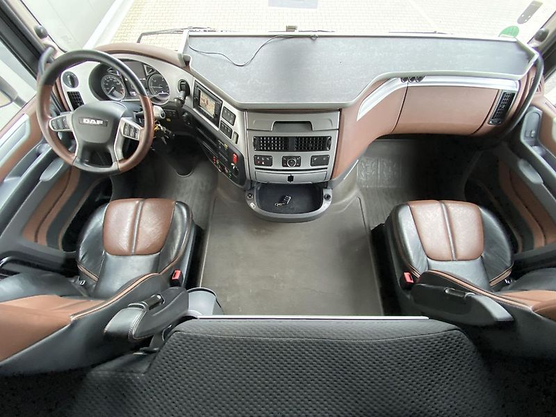 Daf XF 530 | Retarder*SSC*Standklima*Navi*Skylights