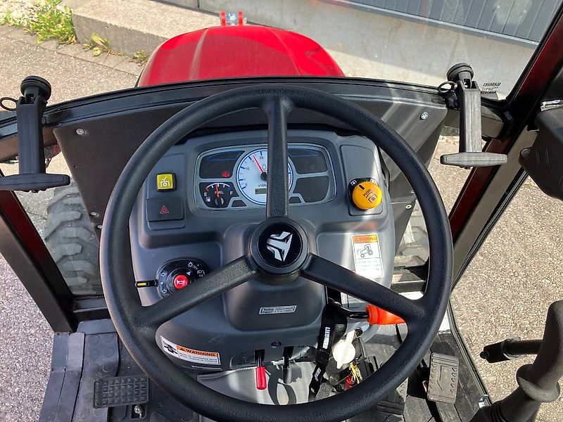 TYM TS 255 NH Kabine