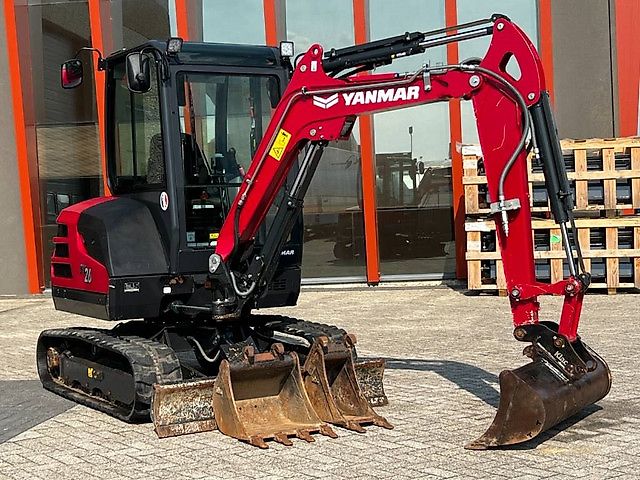 Yanmar SV26, quick bucket release, 294 hours, 2022!