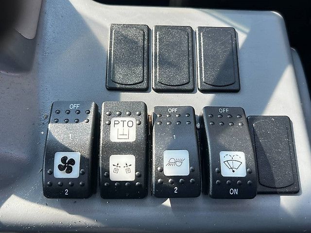 Yanmar SV26, quick bucket release, 294 hours, 2022!