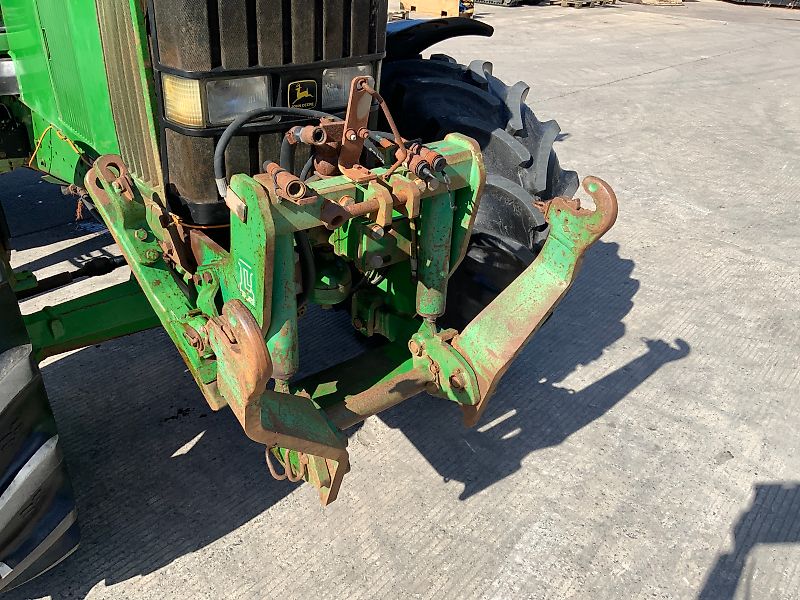 John Deere 6810 Tractor (ST23891)