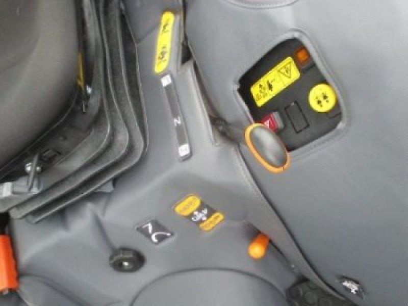 Yanmar SA 424 MIT KABINE #862