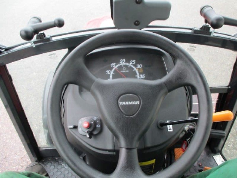 Yanmar SA 424 MIT KABINE #862