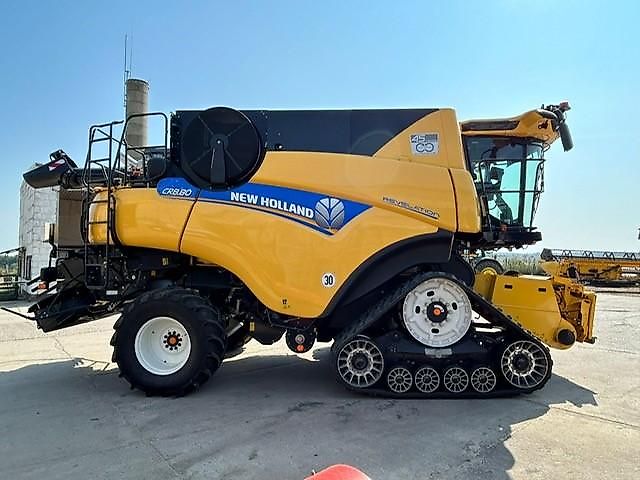 New Holland CR 8.80 Raupe mit IntelliSense & 10,70m Varifeed
