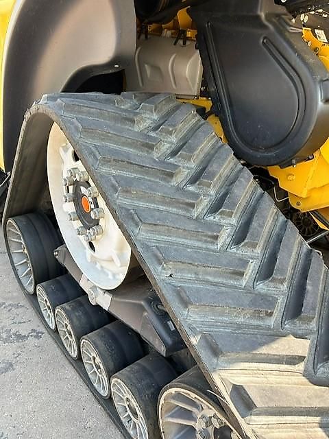 New Holland CR 8.80 Raupe mit IntelliSense & 10,70m Varifeed