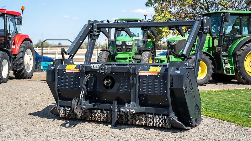 Aardenburg Delta XL 2250 Black Grizzly / Forstmulcher mit Rotor mit festen Zähnen 230 cm