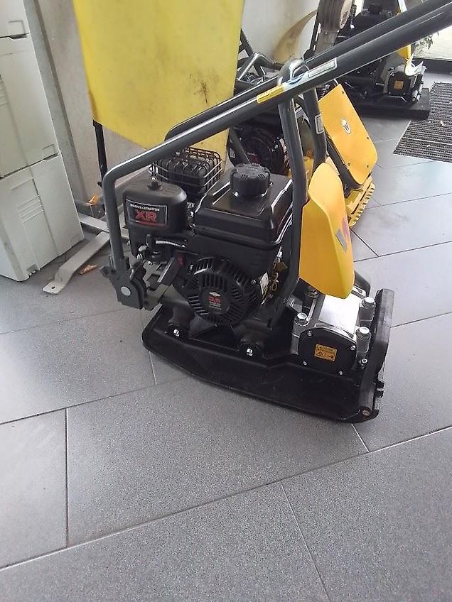 Wacker Neuson BPS 1340B vorwärtslaufende Vibrations-, Rüttelplatte