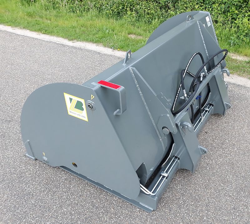 Bressel und Lade Hochkippschaufel L66