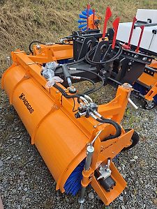 PADAGAS PI KEHRMASCHINE Hoflader Radlader Traktor