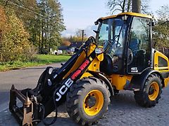 JCB 407